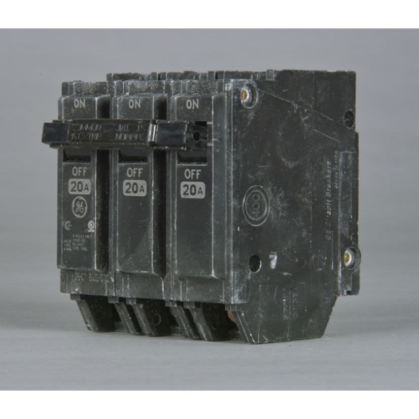 GE Q-Line® THQL32050 Molded Case Circuit Breaker, 120/240 VAC, 50 A, 10 kA Interrupt, 3 Poles, LI/Non-Interchangeable Thermal Magnetic Trip